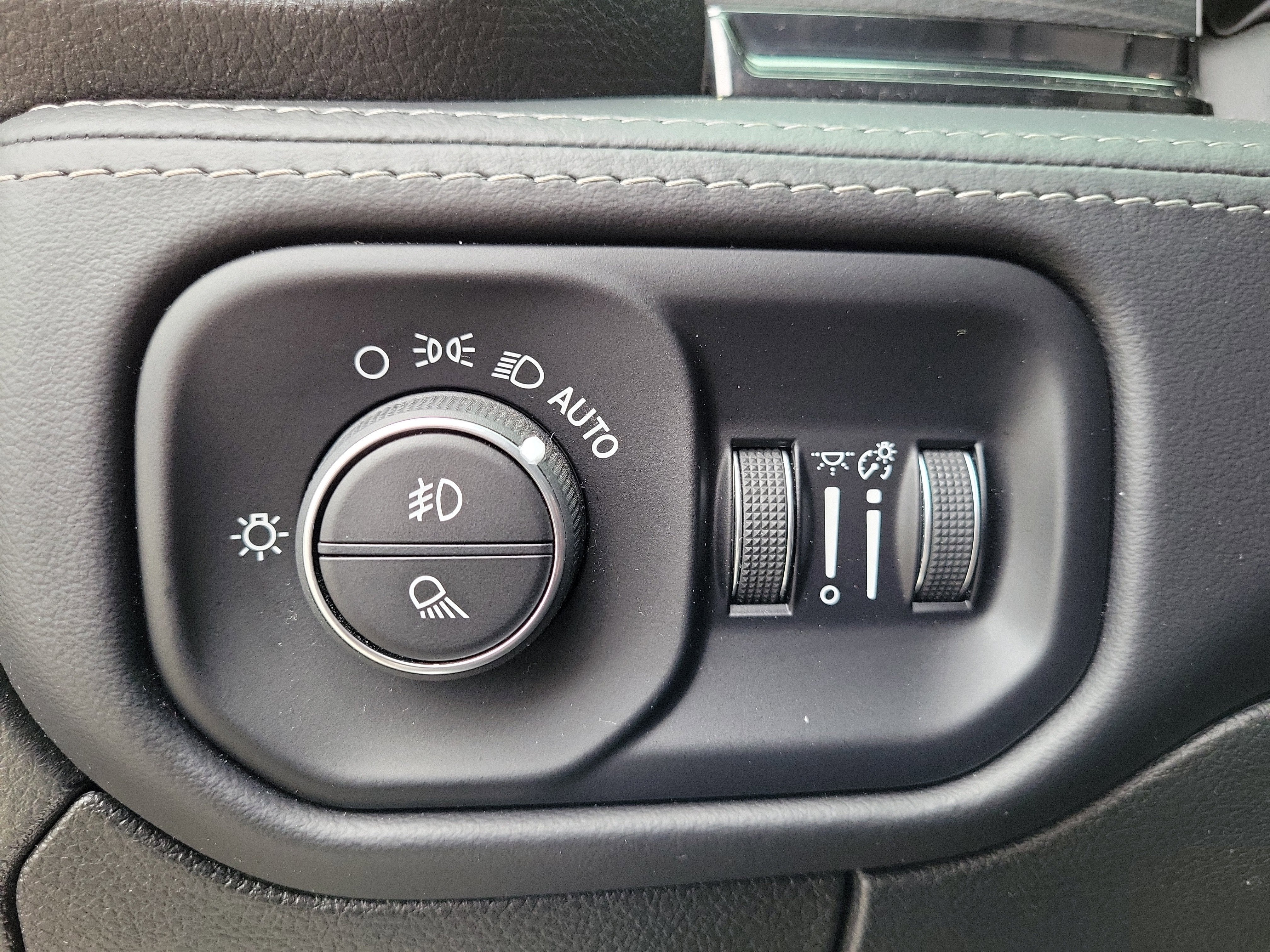 2023 RAM 1500 Limited