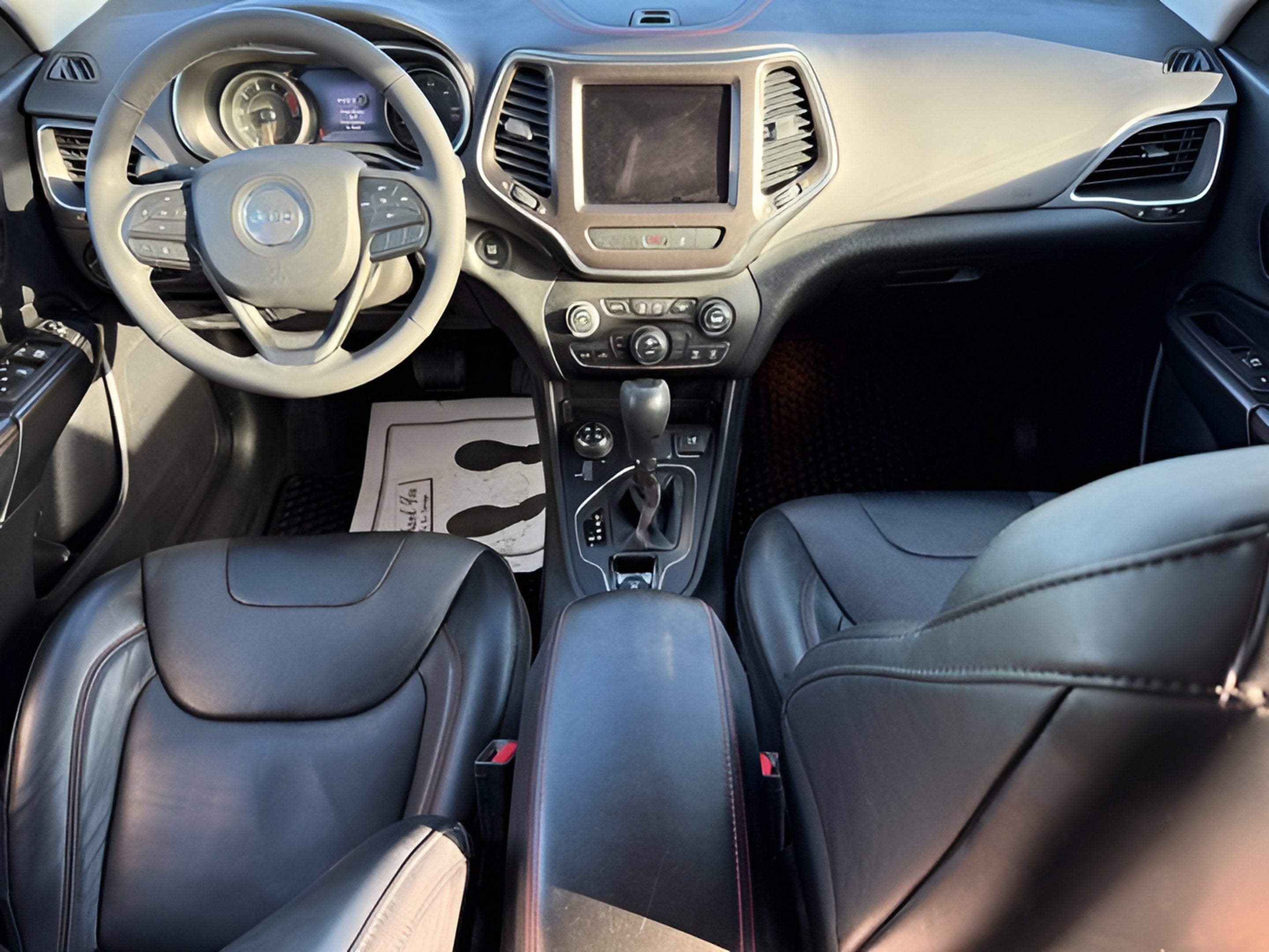 2022 Jeep Cherokee Trailhawk