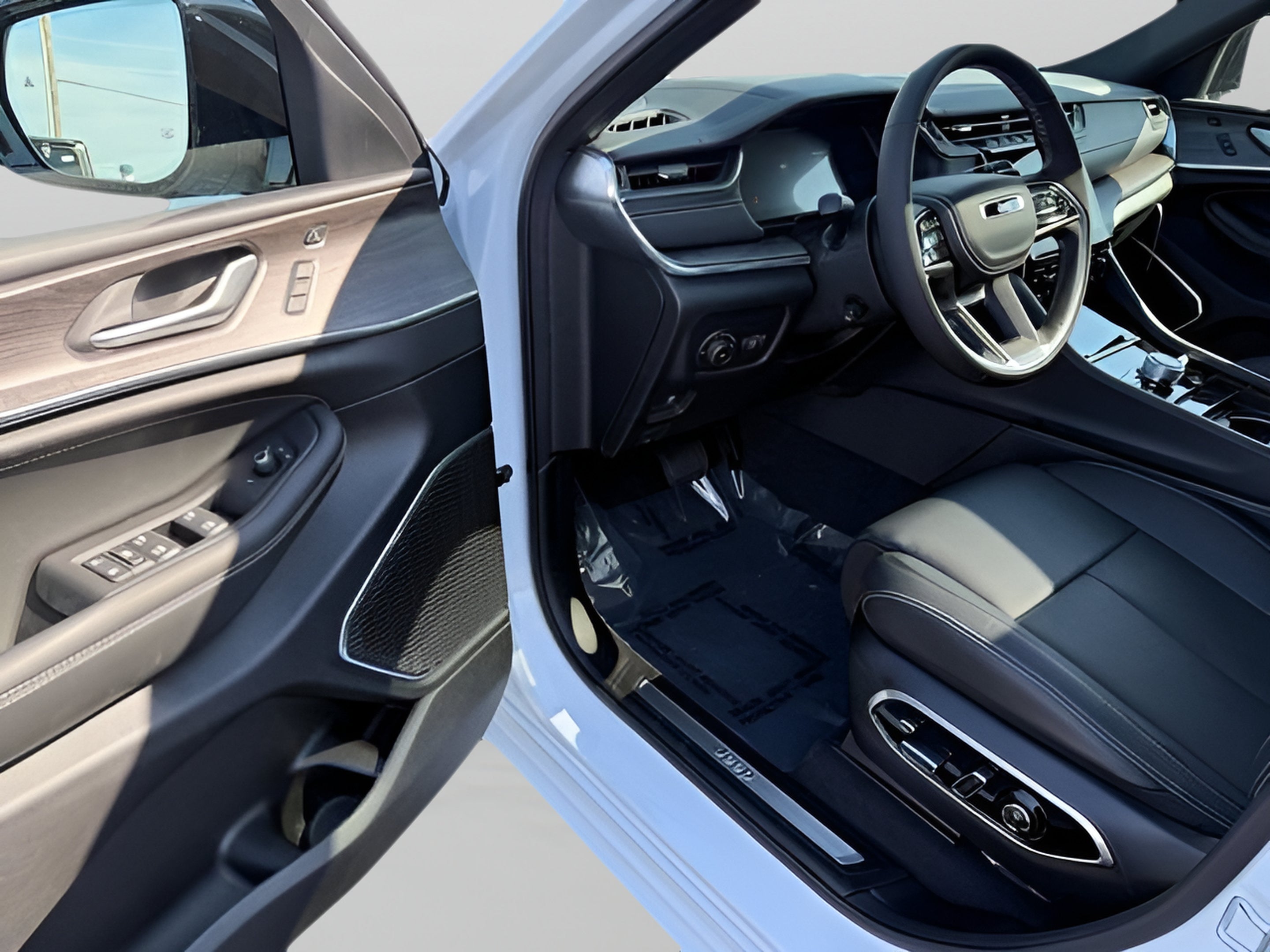 2025 Jeep Grand Cherokee Overland