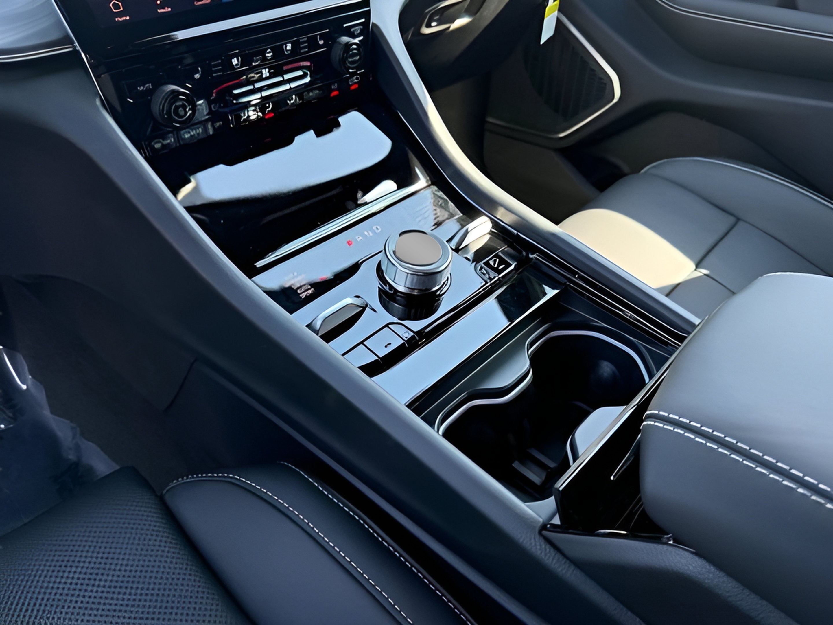 2025 Jeep Grand Cherokee Overland
