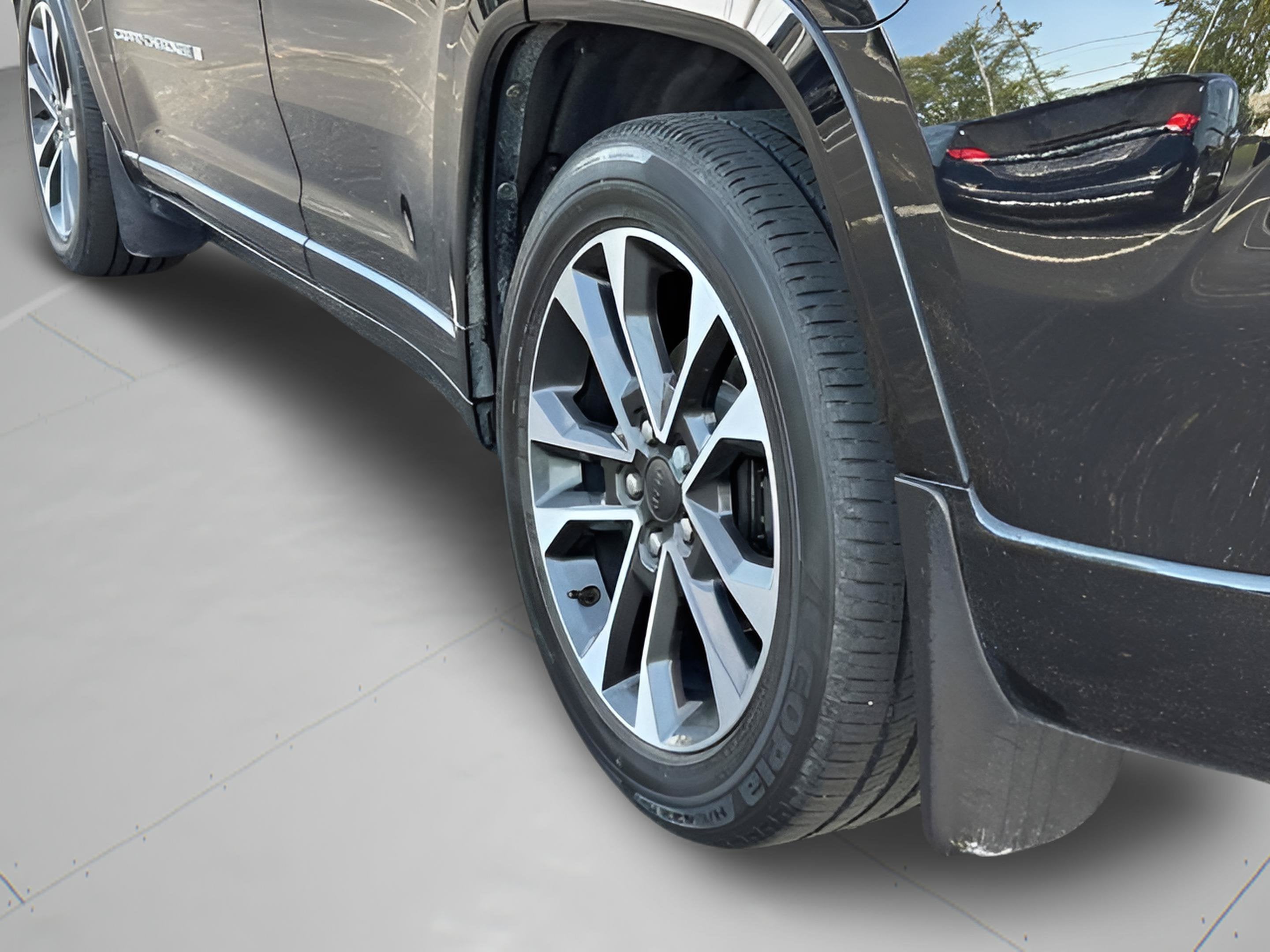 2022 Jeep Grand Cherokee Overland
