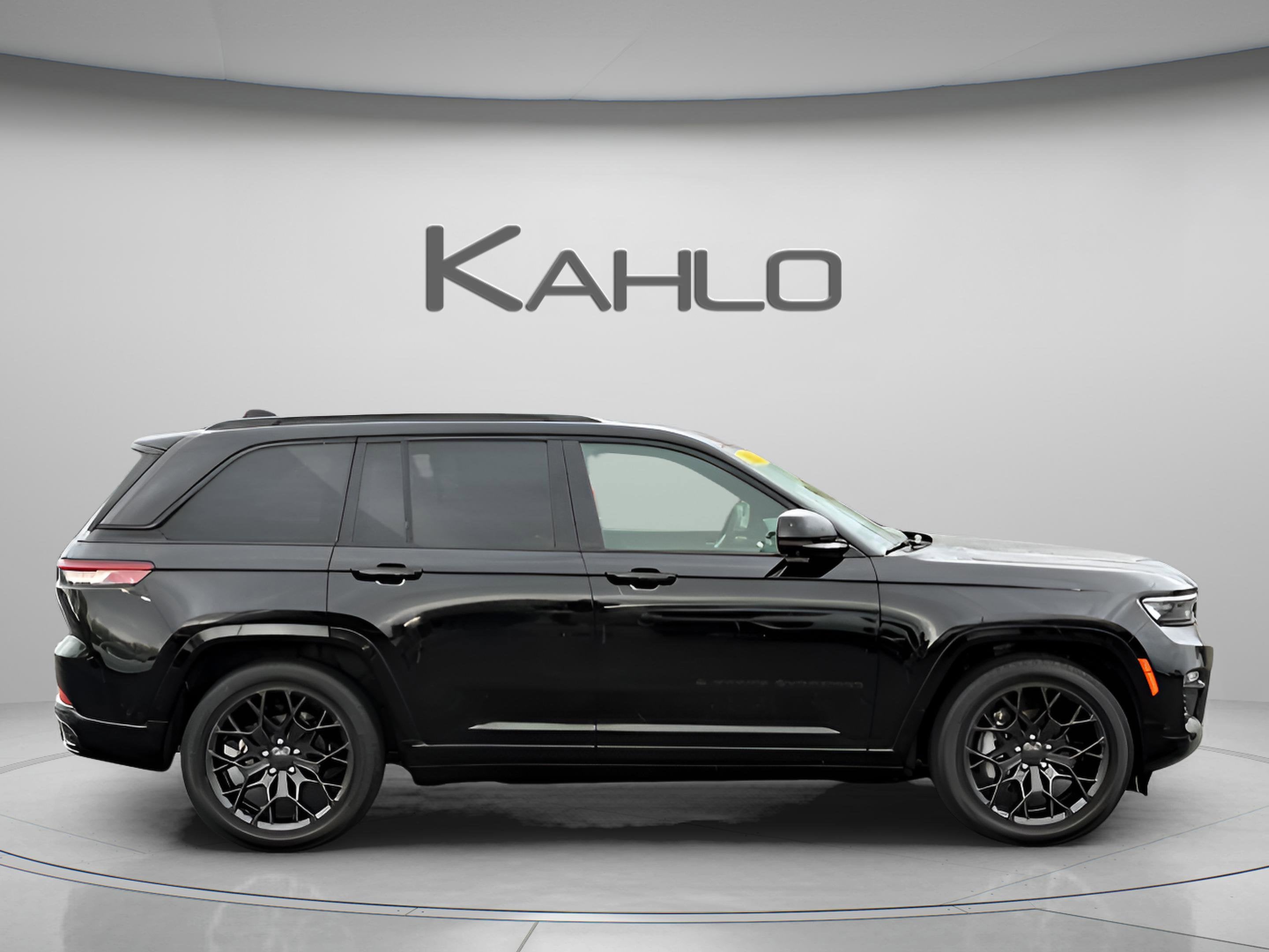 2025 Jeep Grand Cherokee Summit