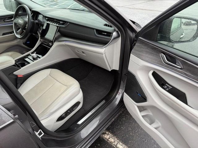 2022 Jeep Grand Cherokee L Overland