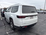 2023 Jeep Wagoneer Base