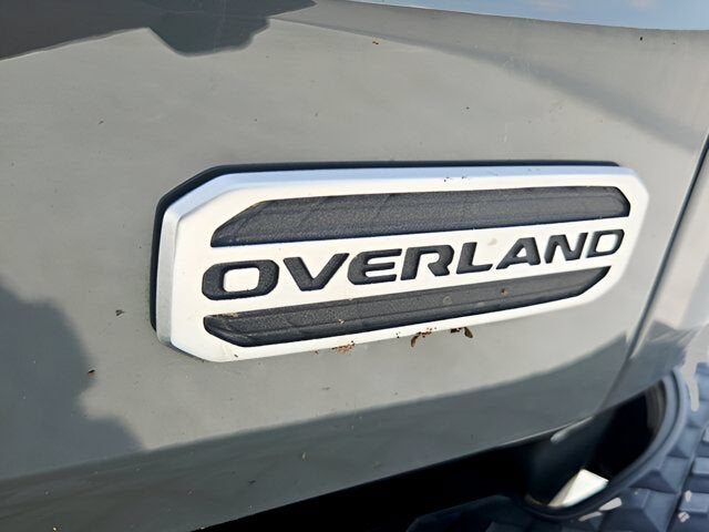 2022 Jeep Gladiator Overland