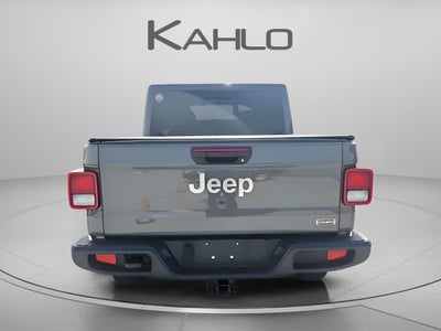 2022 Jeep Gladiator Overland