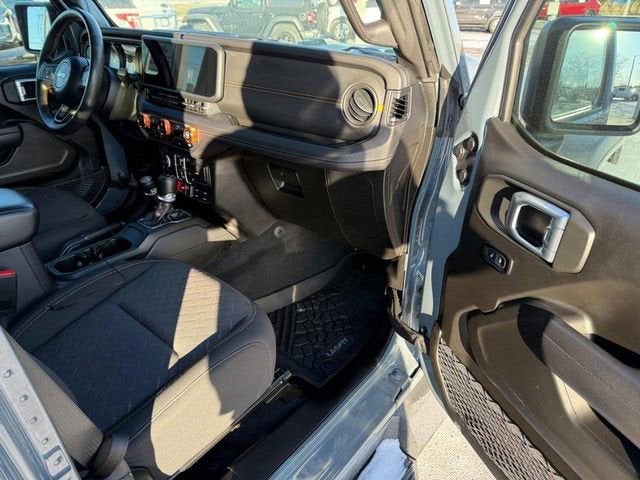 2024 Jeep Gladiator Mojave