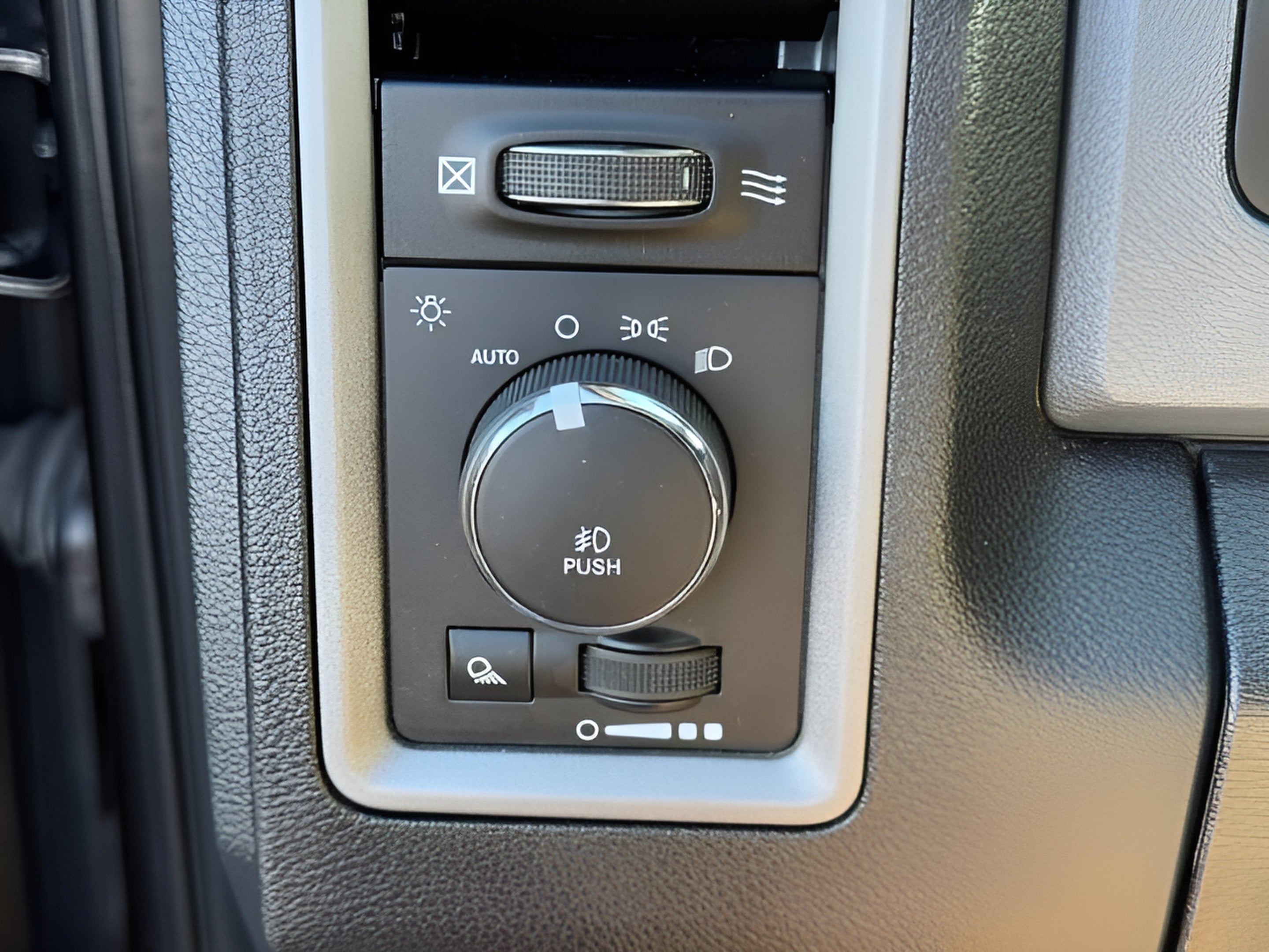 2015 RAM 1500 Tradesman