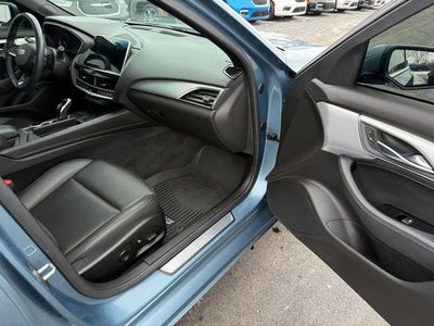 2023 Cadillac CT5 Luxury