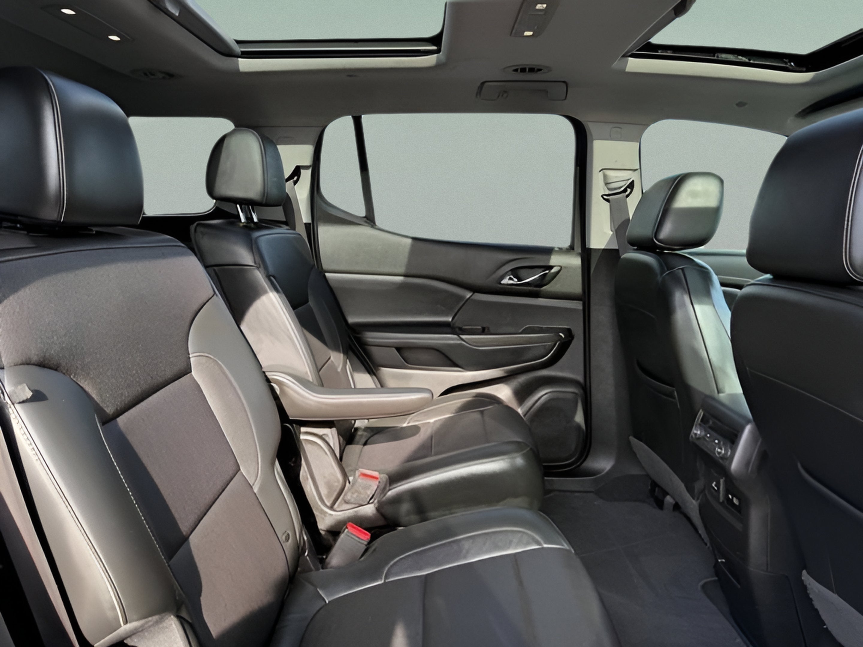 2020 GMC Acadia SLT