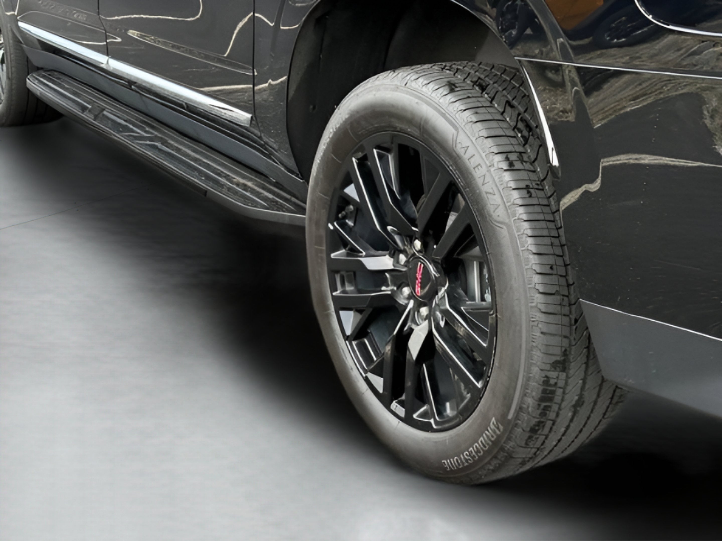 2024 GMC Yukon XL SLT