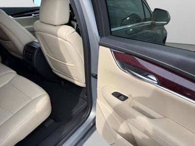 2017 Cadillac XT5 Luxury AWD