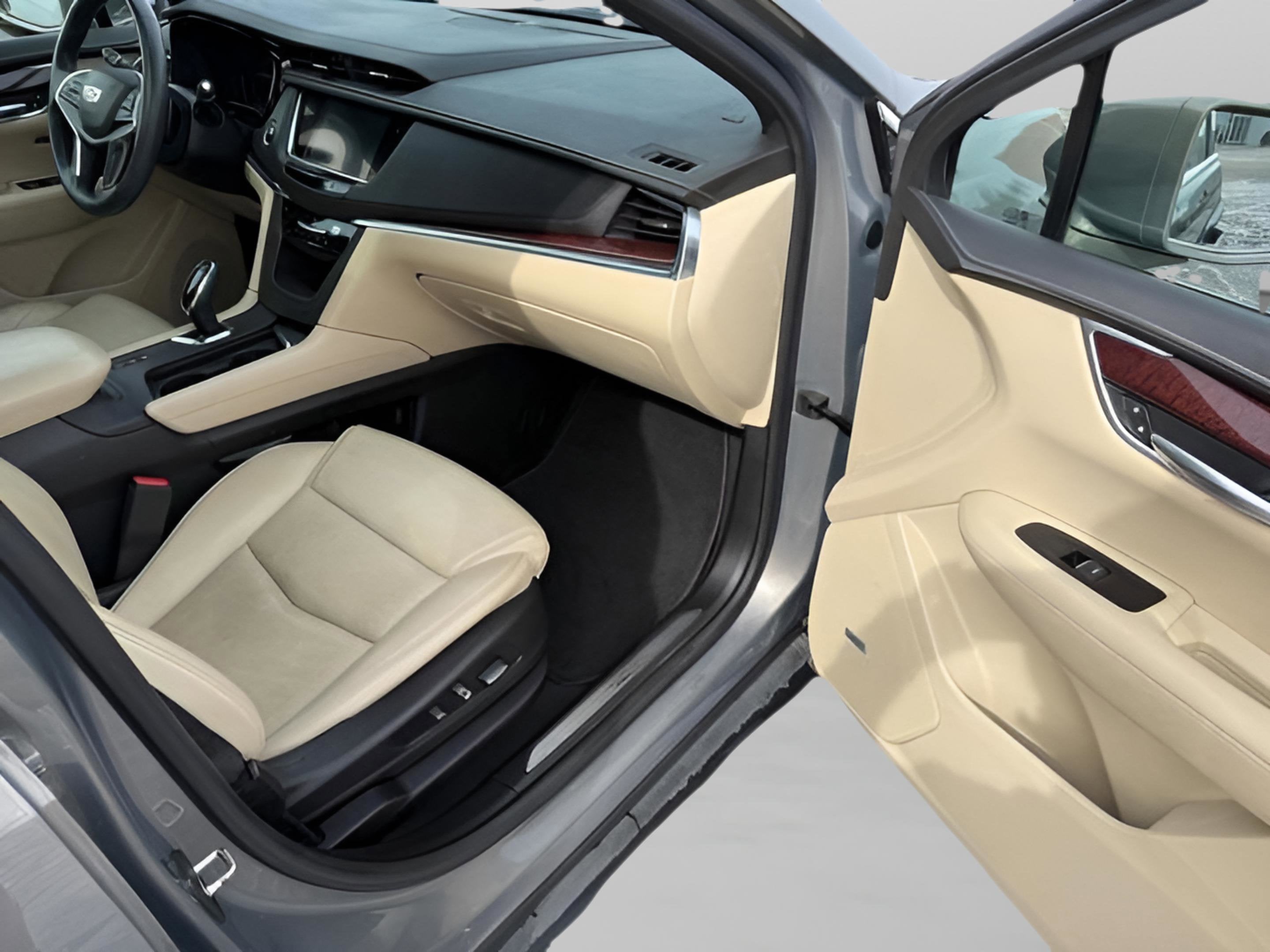 2017 Cadillac XT5 Luxury AWD