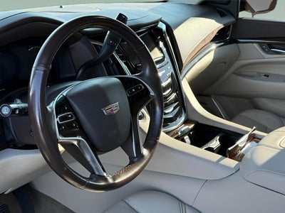 2017 Cadillac Escalade Luxury