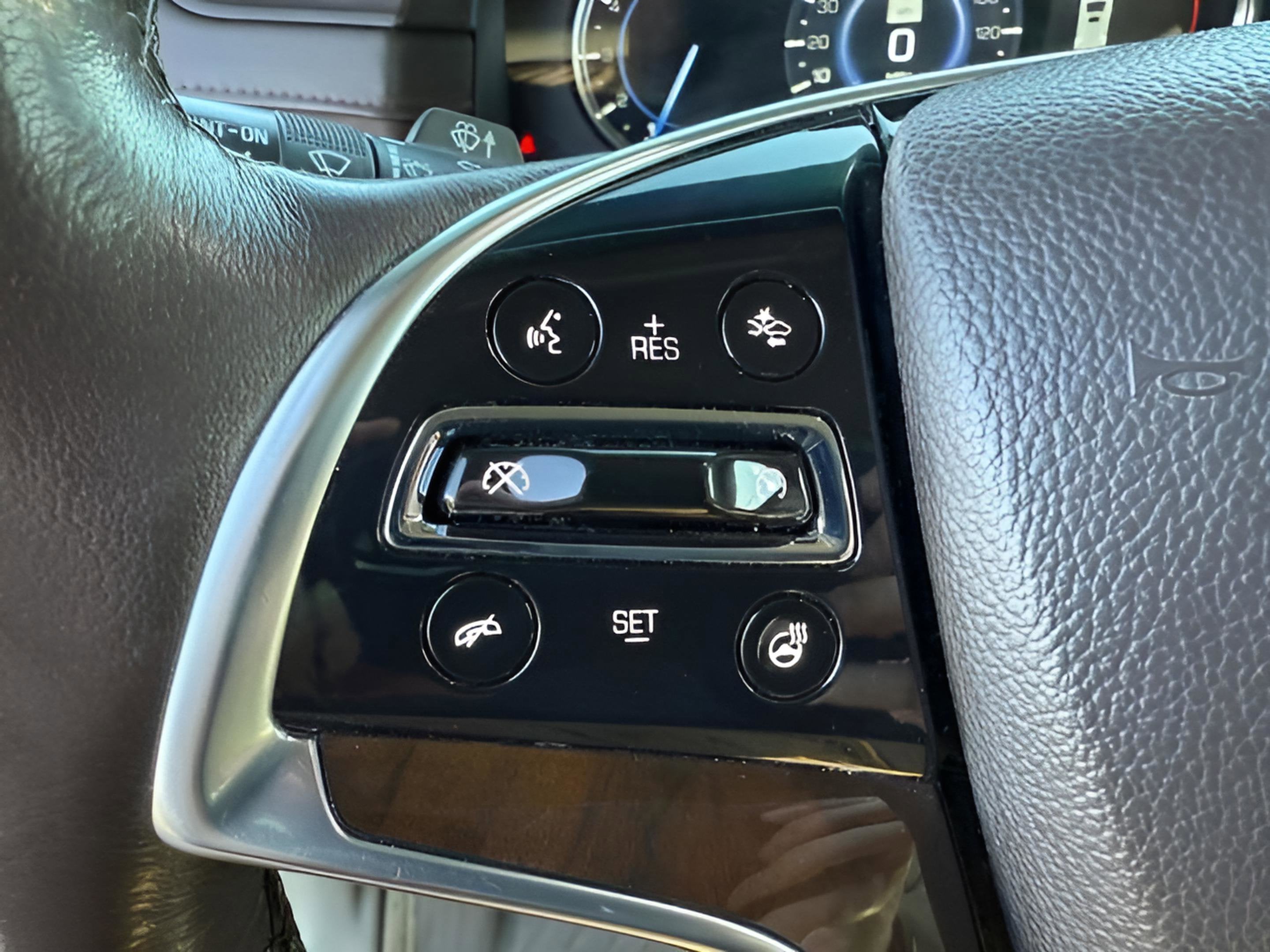 2017 Cadillac Escalade Luxury