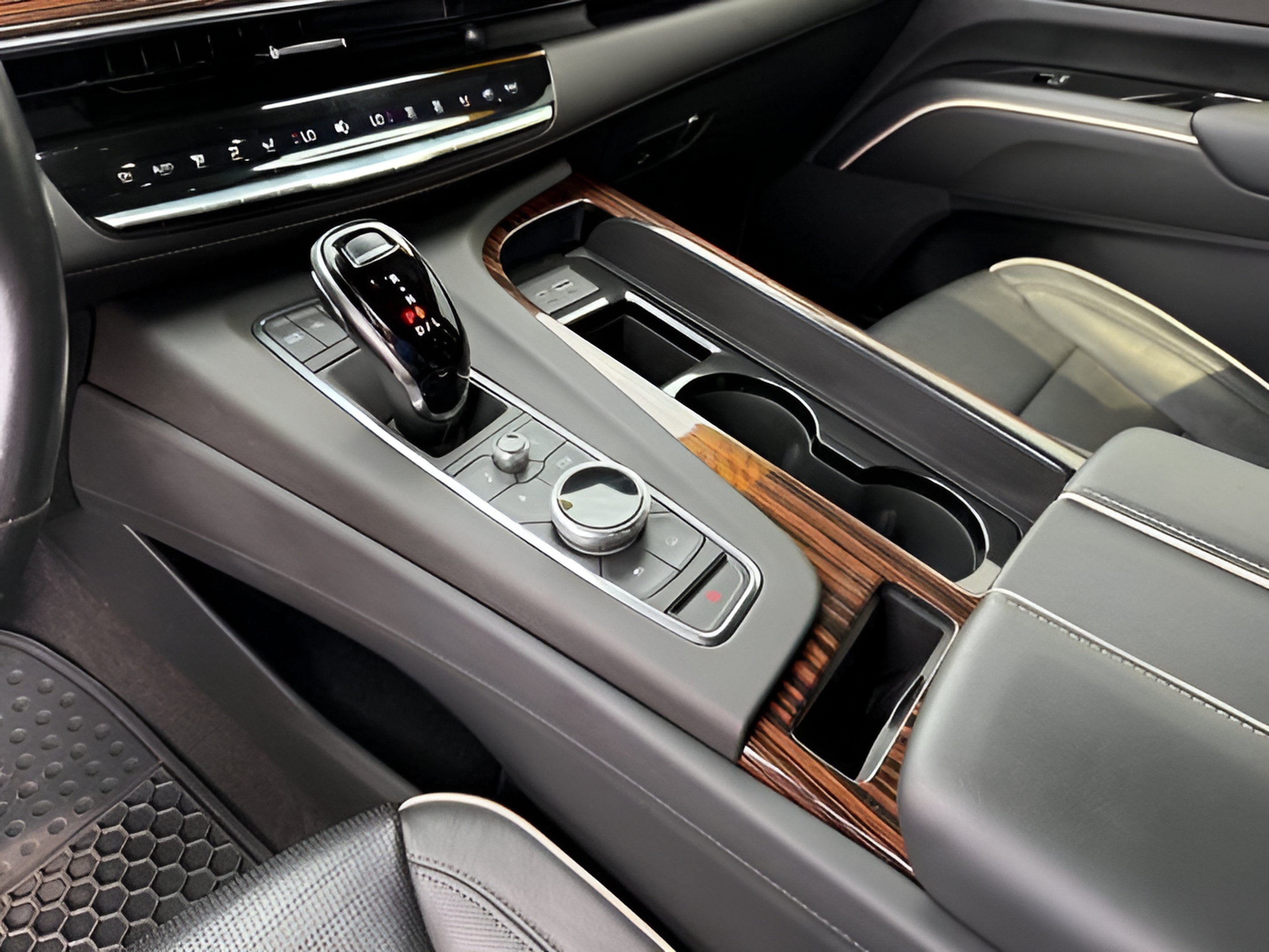 2023 Cadillac Escalade 4WD Premium Luxury