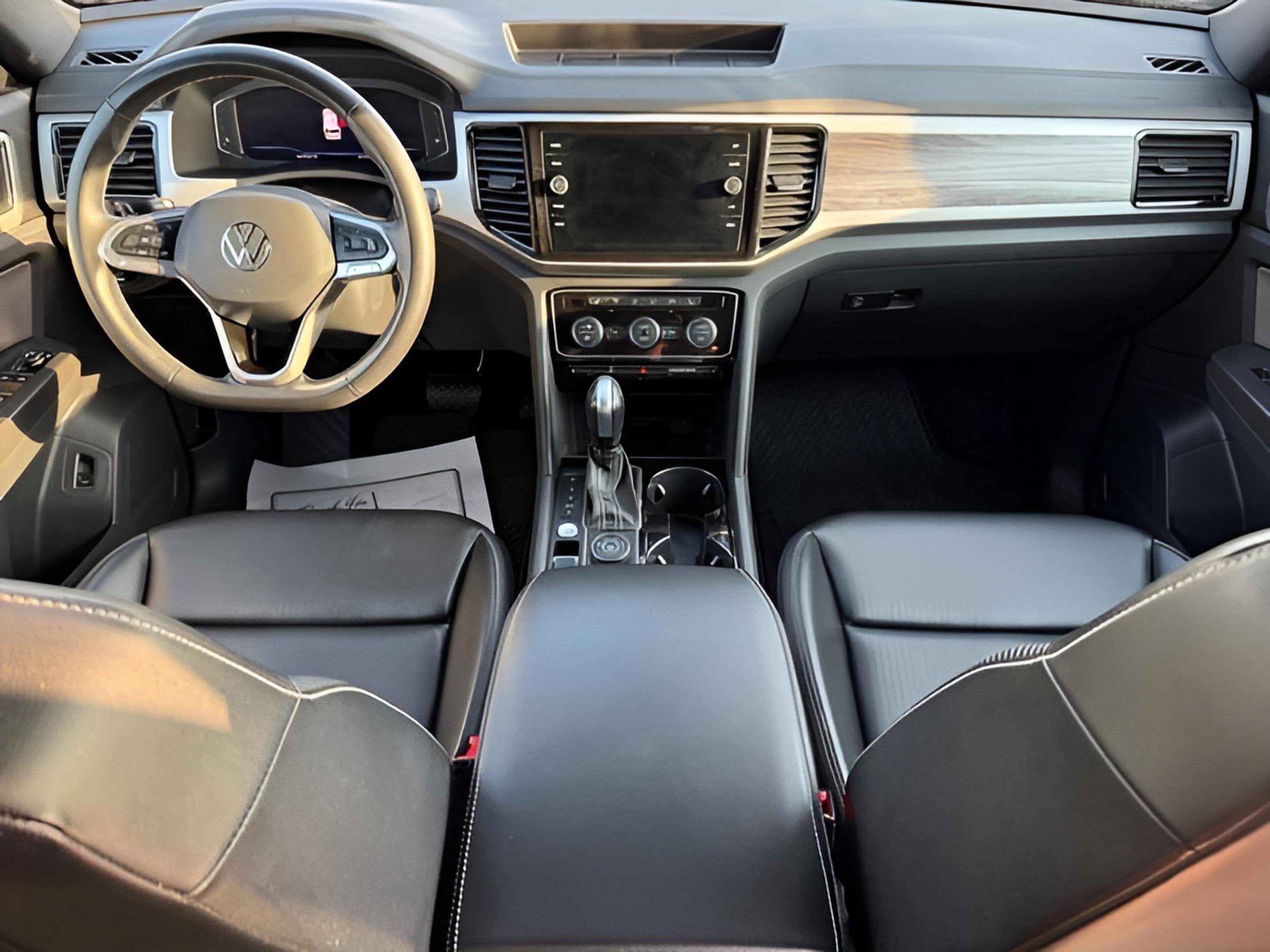 2022 Volkswagen Atlas Cross Sport 3.6L V6 SE w/Technology