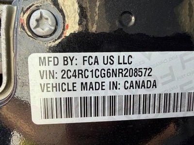 2022 Chrysler Voyager LX