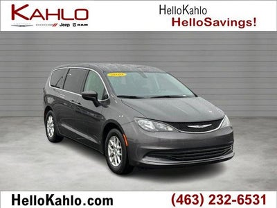 2020 Chrysler Voyager LX