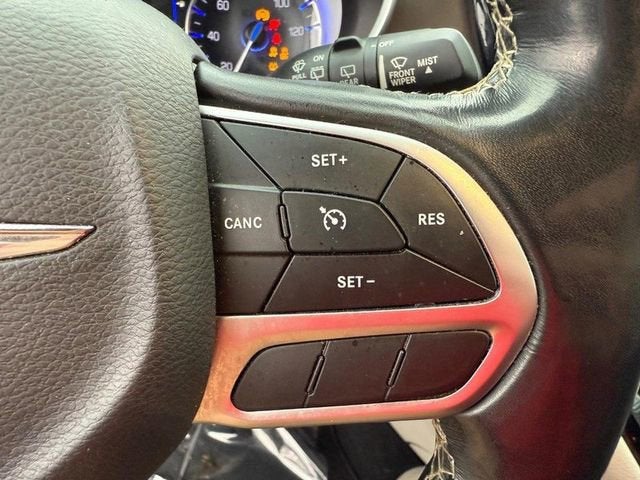 2020 Chrysler Voyager LX