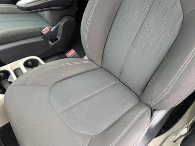 2020 Chrysler Voyager LX