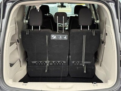 2020 Chrysler Voyager LX