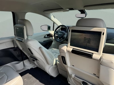 2018 Chrysler Pacifica Touring L Plus