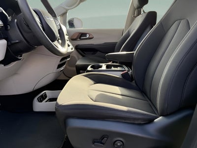 2018 Chrysler Pacifica Touring Plus