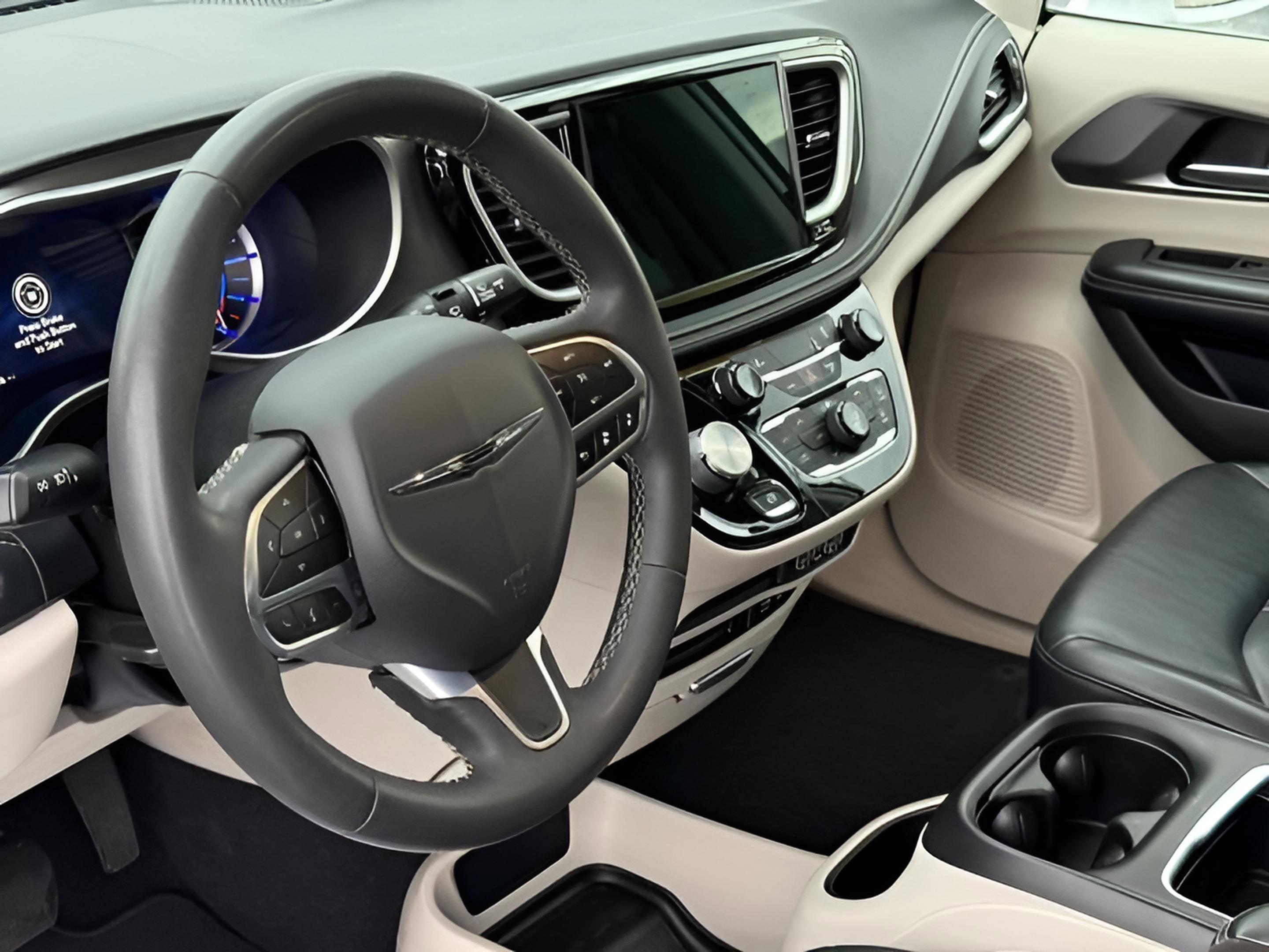 2022 Chrysler Pacifica Hybrid Touring L