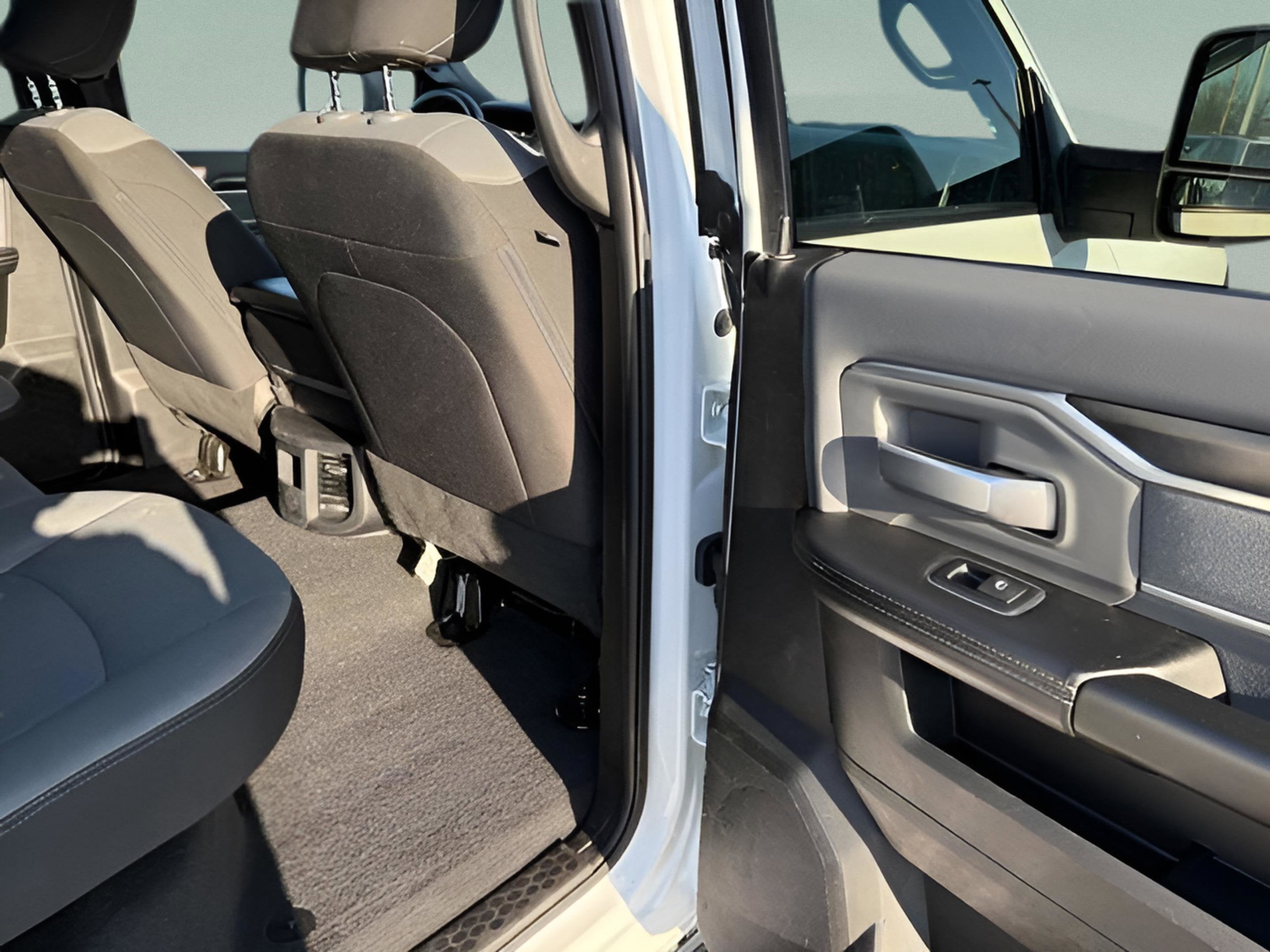 2023 RAM 3500 Big Horn