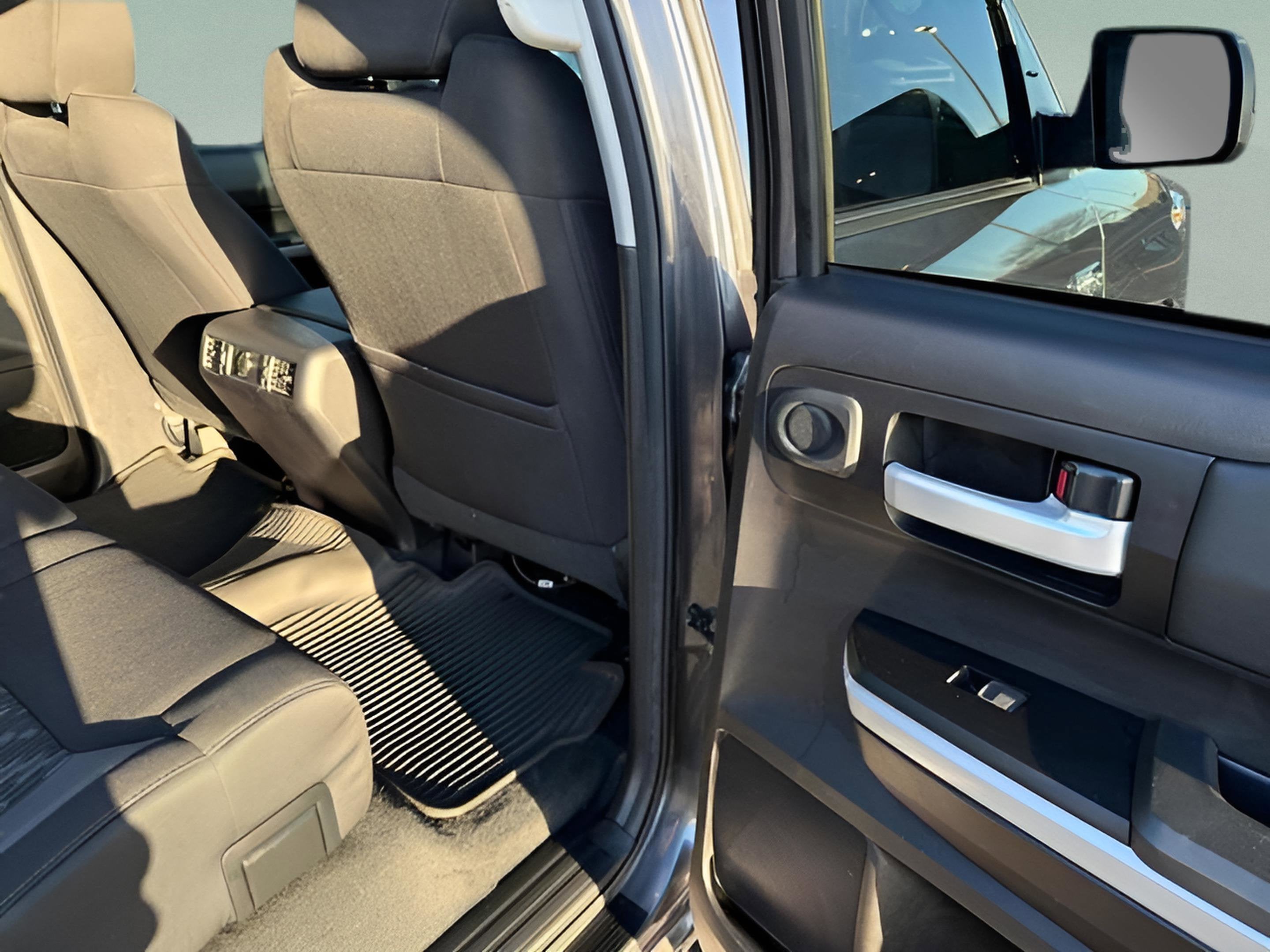 2021 Toyota Tundra 4WD SR5