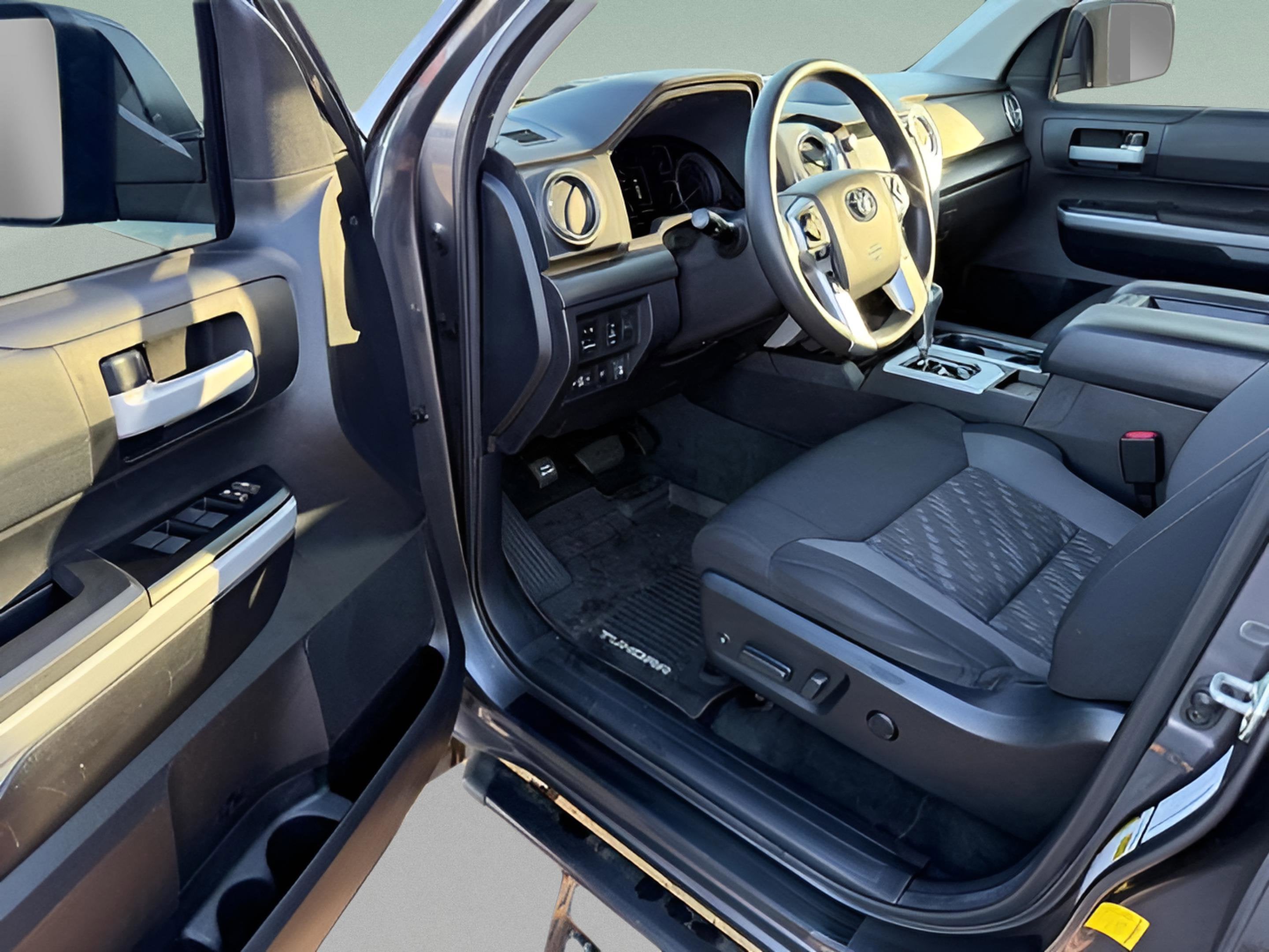 2021 Toyota Tundra 4WD SR5