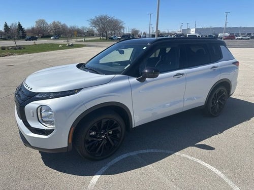 2024 Mitsubishi Outlander SEL Platinum Edition