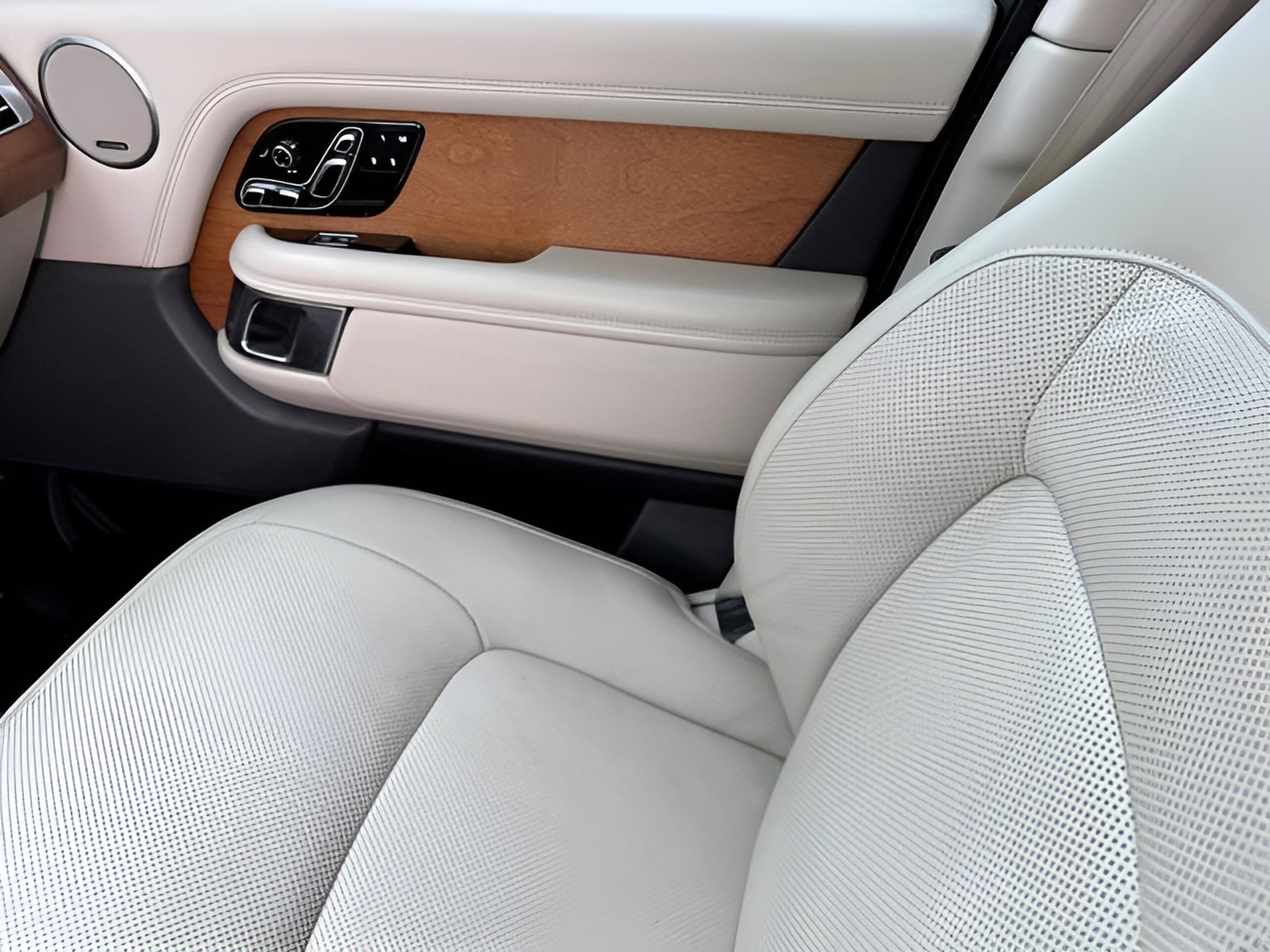 2021 Land Rover Range Rover P525 Westminster