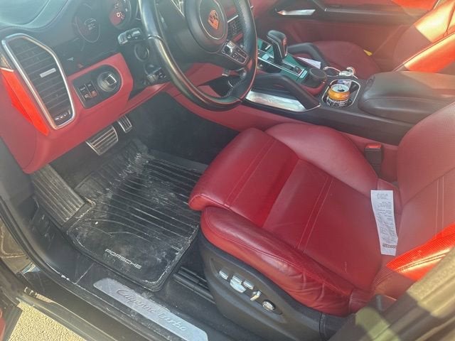 2020 Porsche Cayenne Turbo