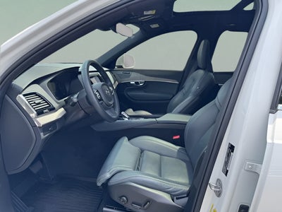 2024 Volvo XC90 Ultimate Bright Theme
