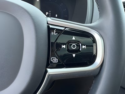 2024 Volvo XC90 Ultimate Bright Theme
