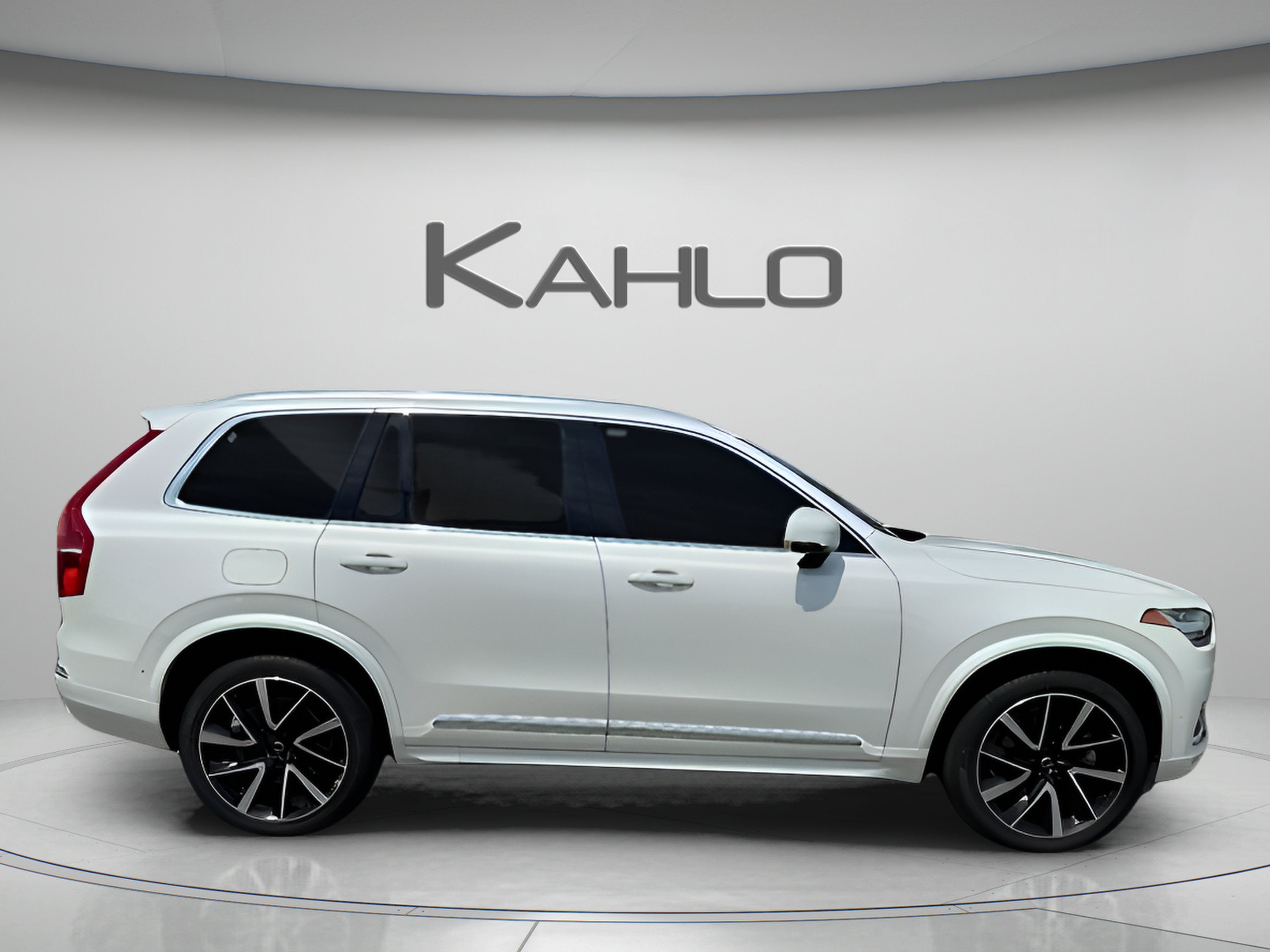 2024 Volvo XC90 Ultimate Bright Theme