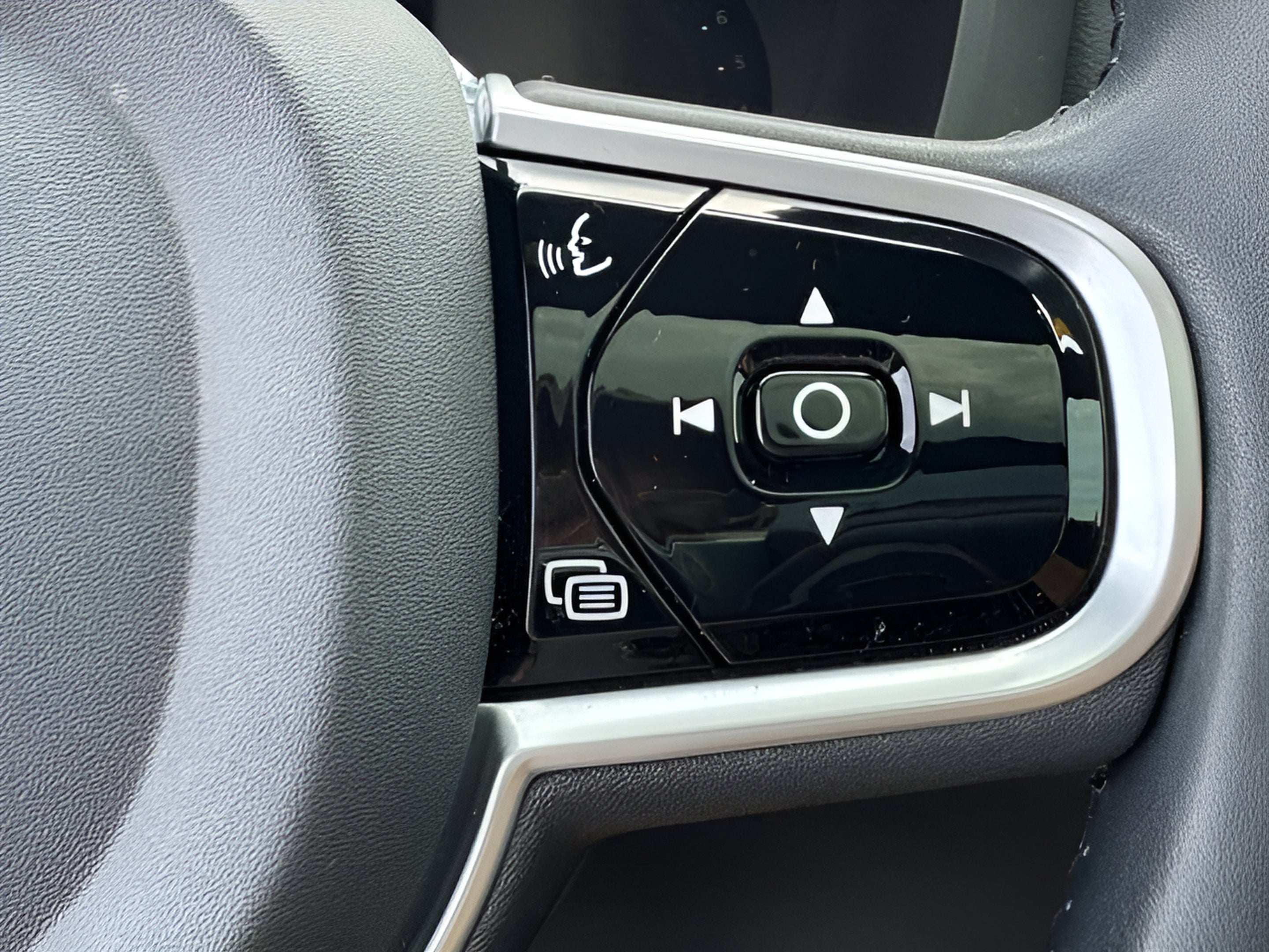 2022 Volvo XC60 Inscription