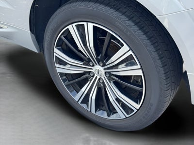 2022 Volvo XC60 Inscription