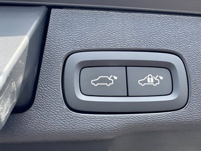 2022 Volvo XC60 Inscription