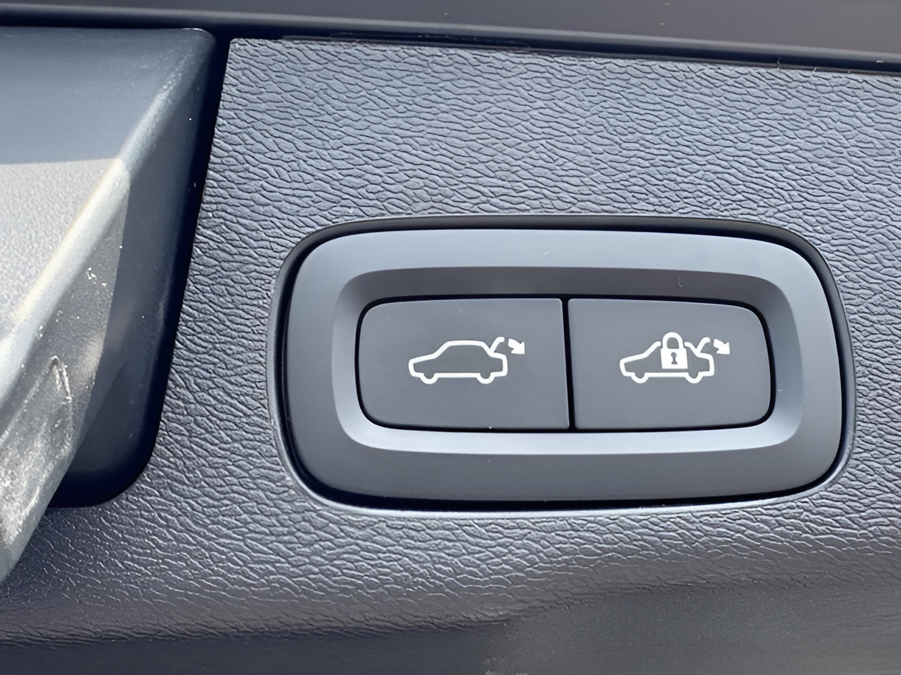 2022 Volvo XC60 Inscription