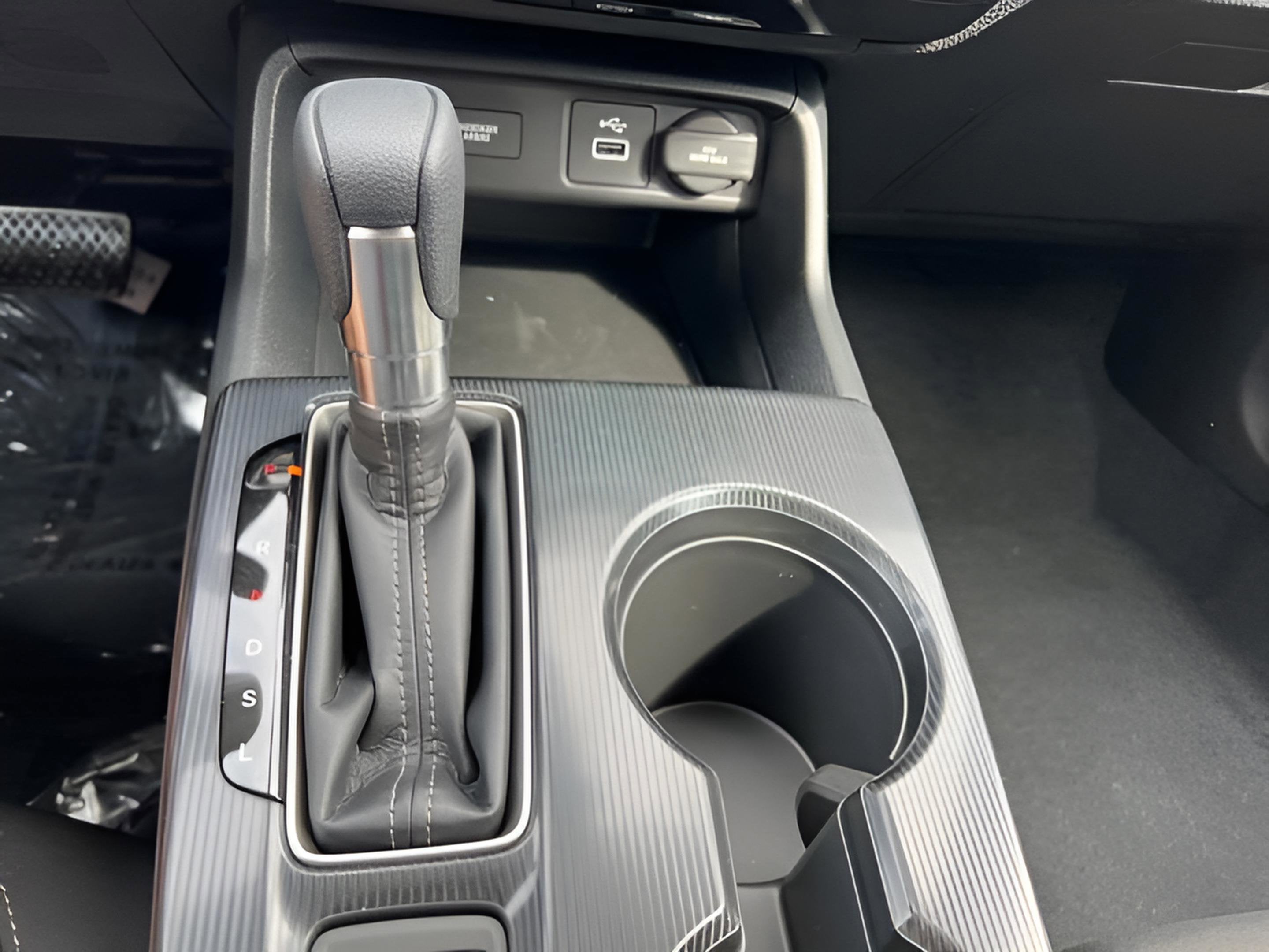 2024 Honda Civic Hatchback LX