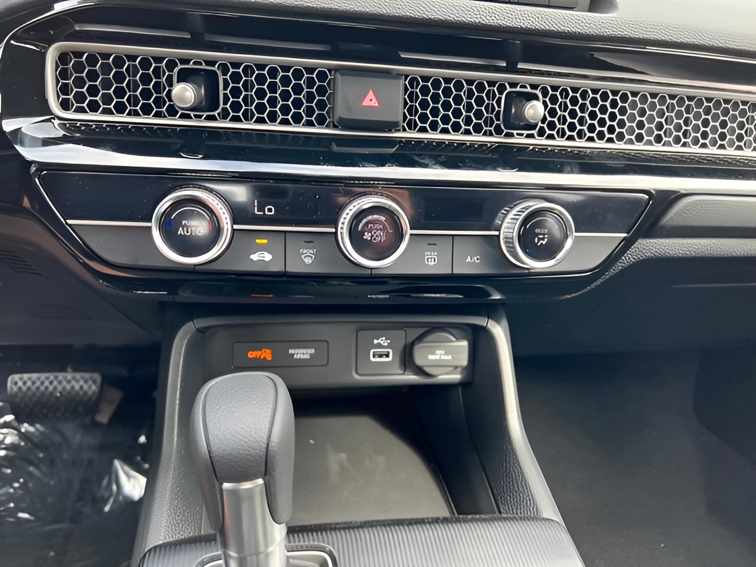 2024 Honda Civic Hatchback LX