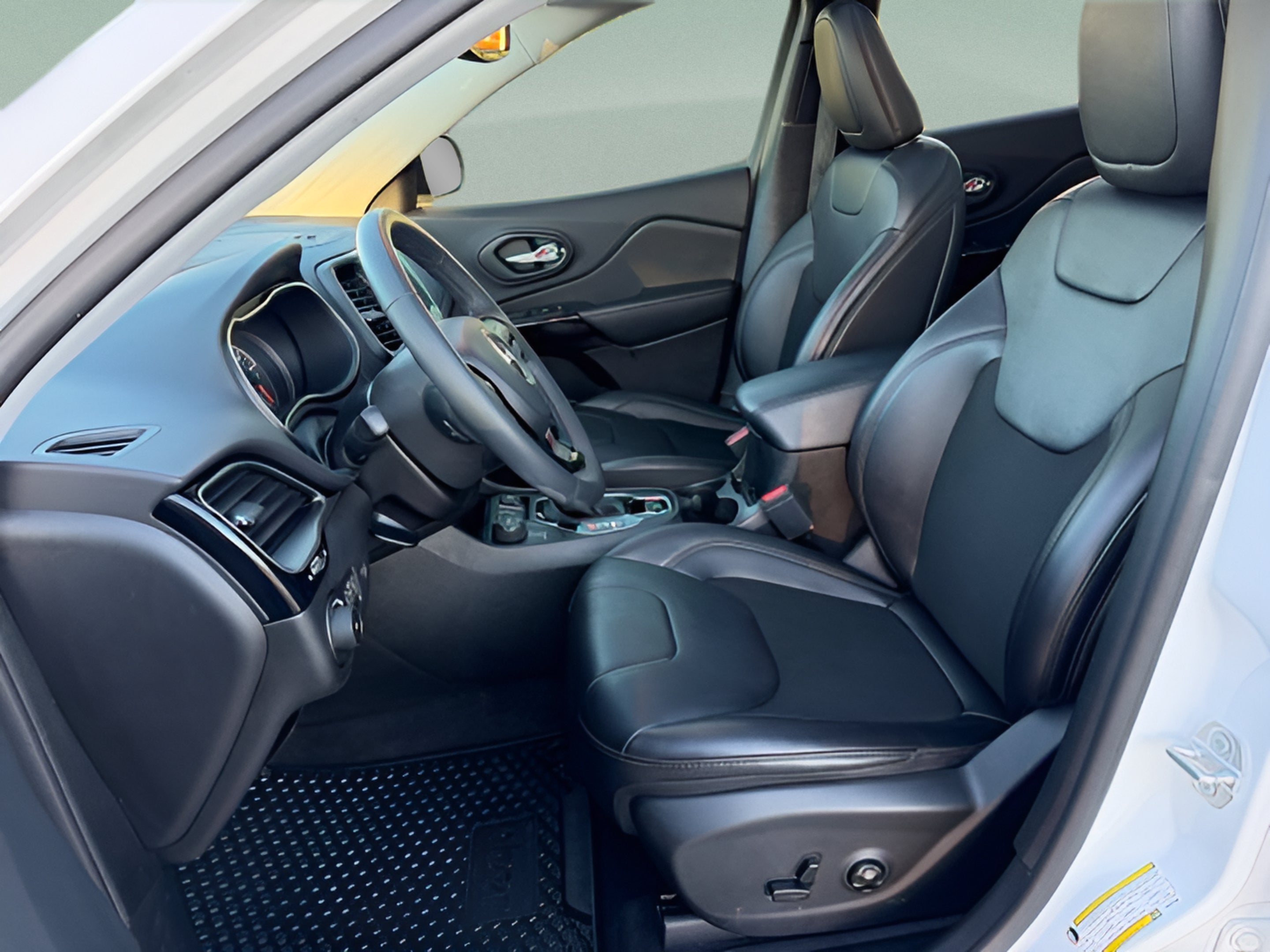 2019 Jeep Cherokee Altitude