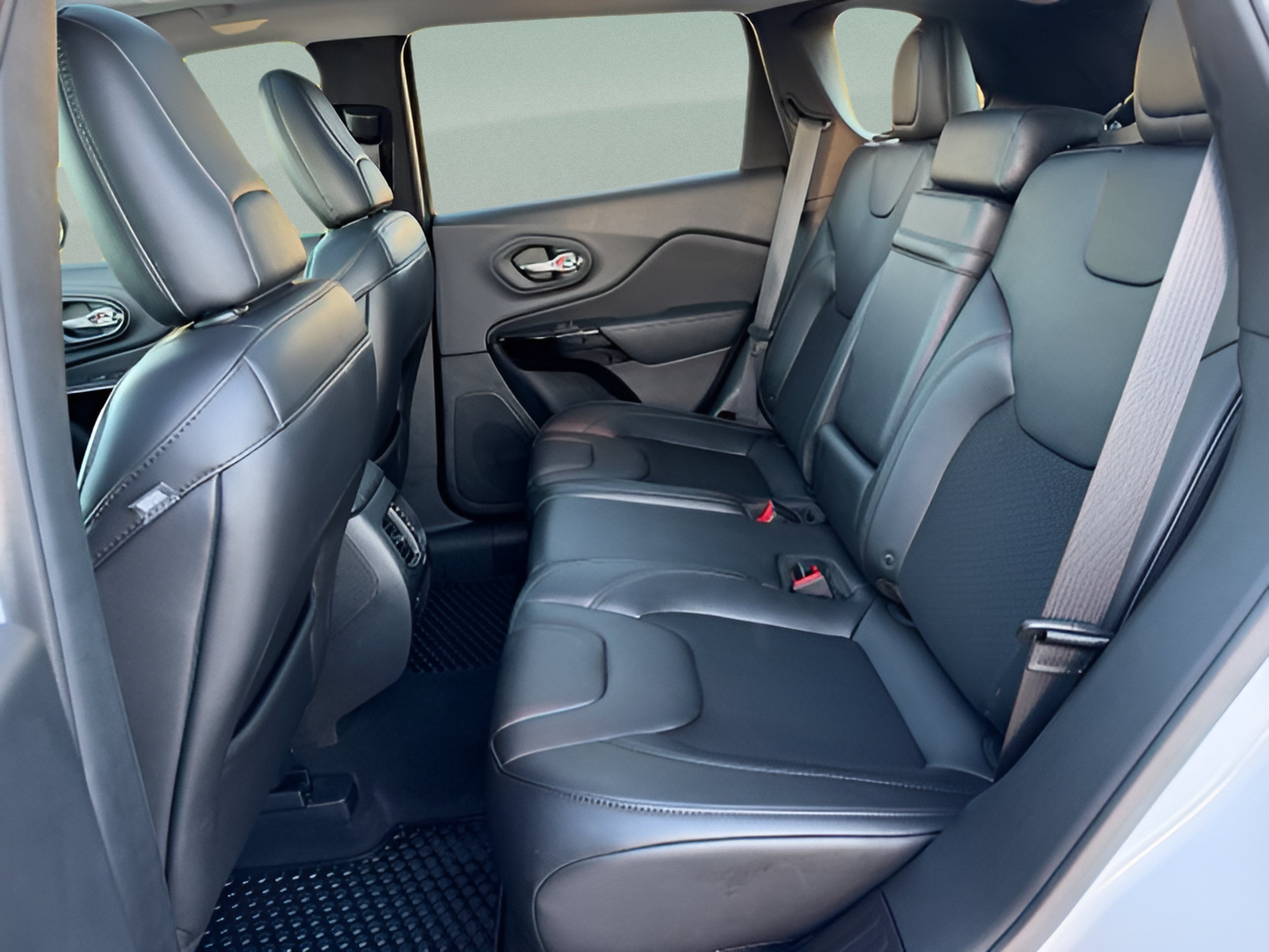 2019 Jeep Cherokee Altitude