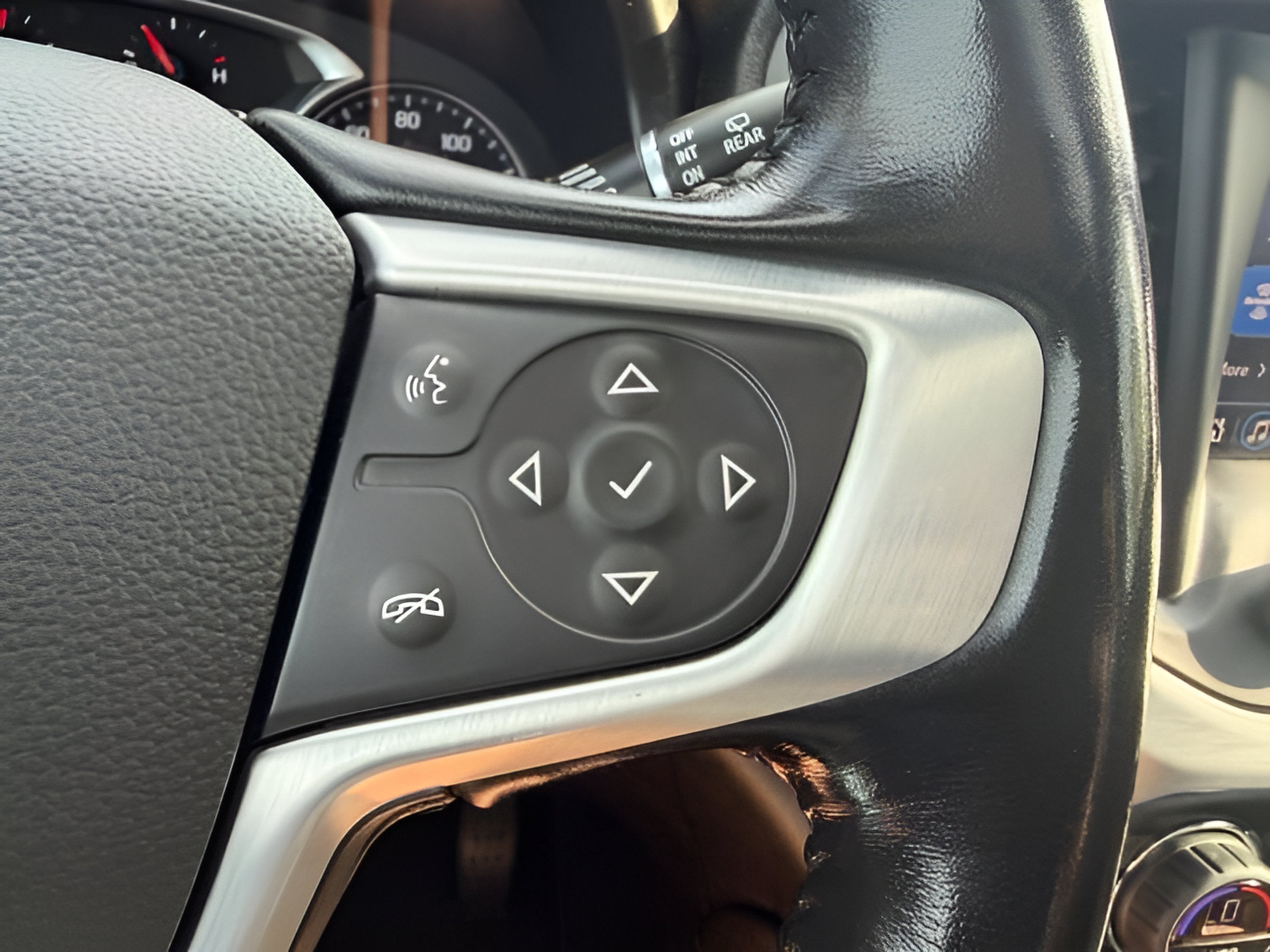 2022 GMC Acadia SLT