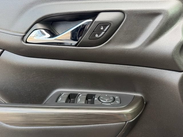 2022 GMC Acadia SLT