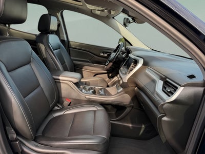 2022 GMC Acadia SLT