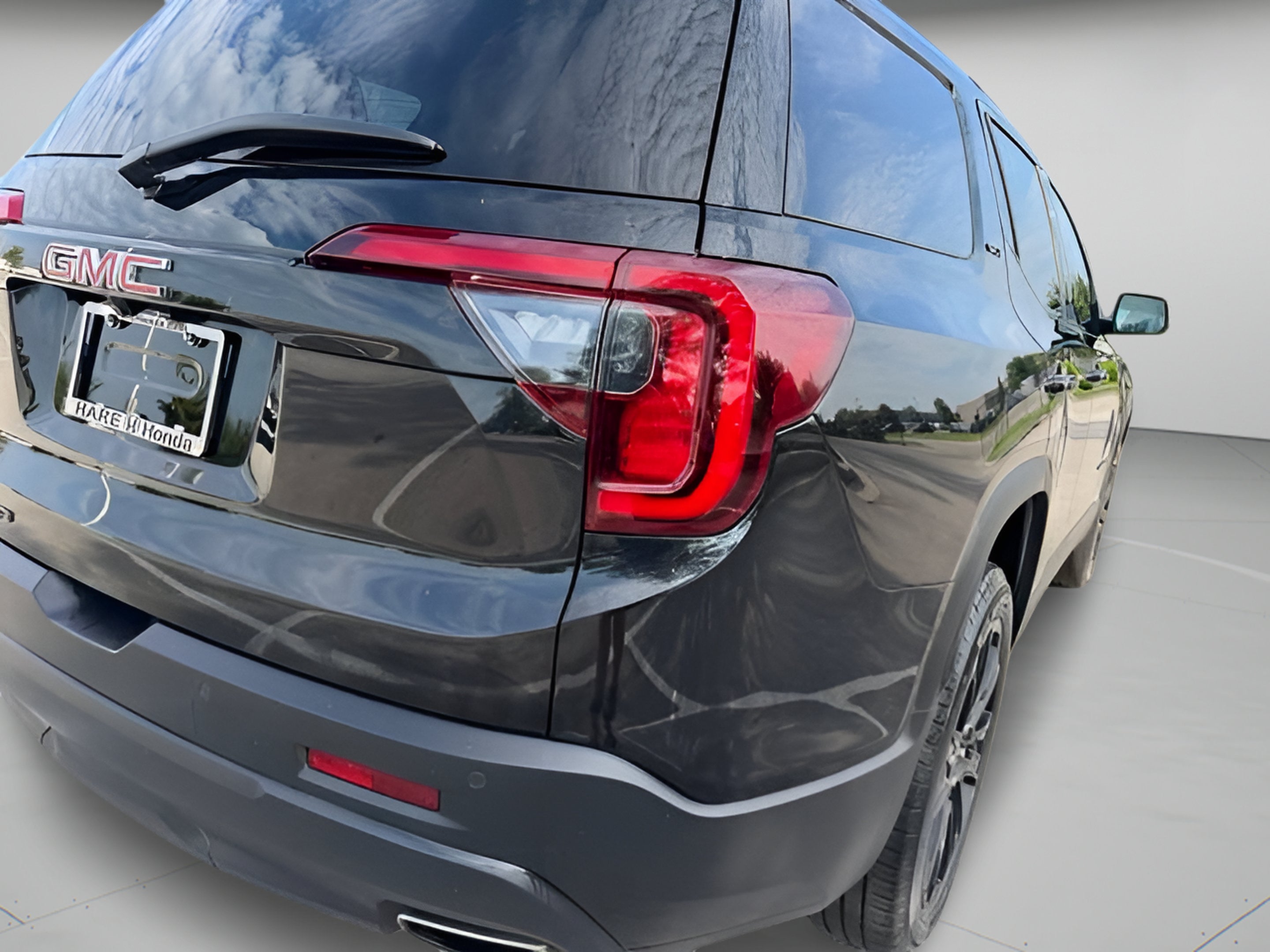 2022 GMC Acadia SLT